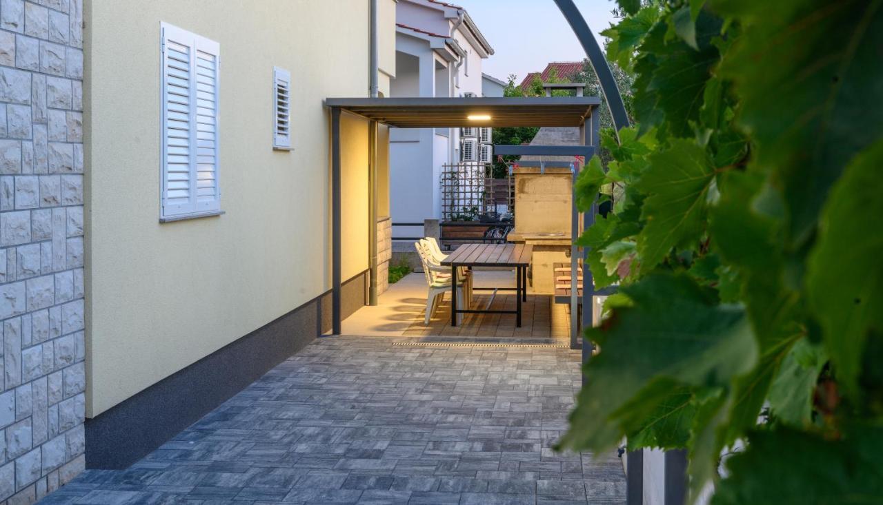 Apartments Blatancic Vodice Exterior foto