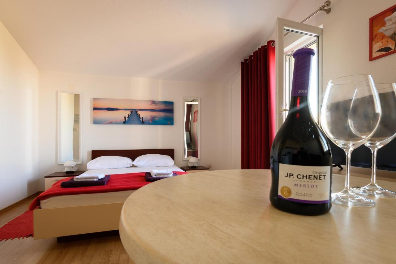 Apartments Blatancic Vodice Exterior foto