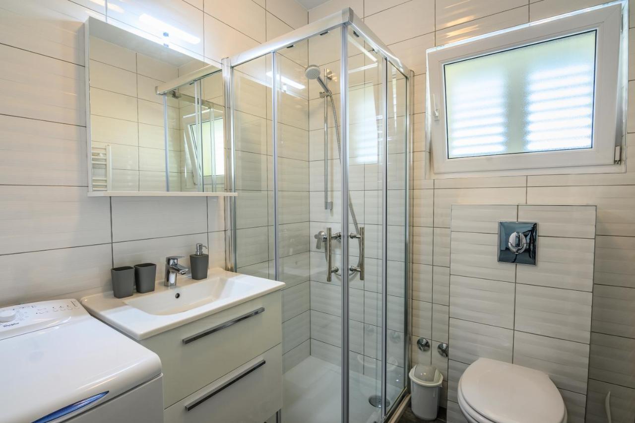 Apartments Blatancic Vodice Exterior foto